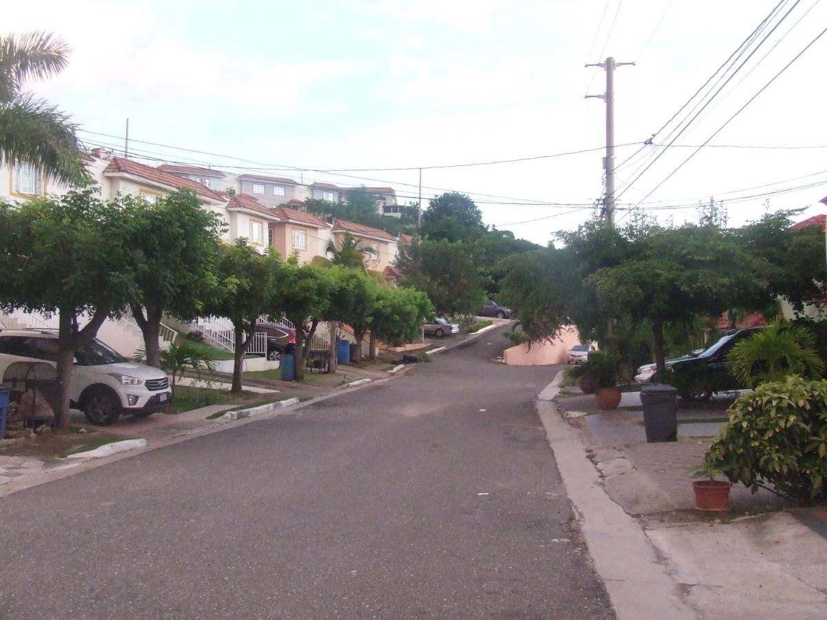 Bella Vista Βίλα Κίνγκστον Εξωτερικό φωτογραφία